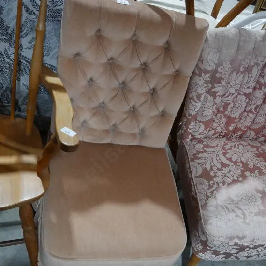 Deep button bedroom chair