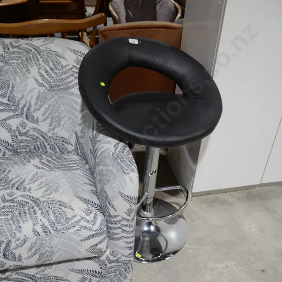 Barstool