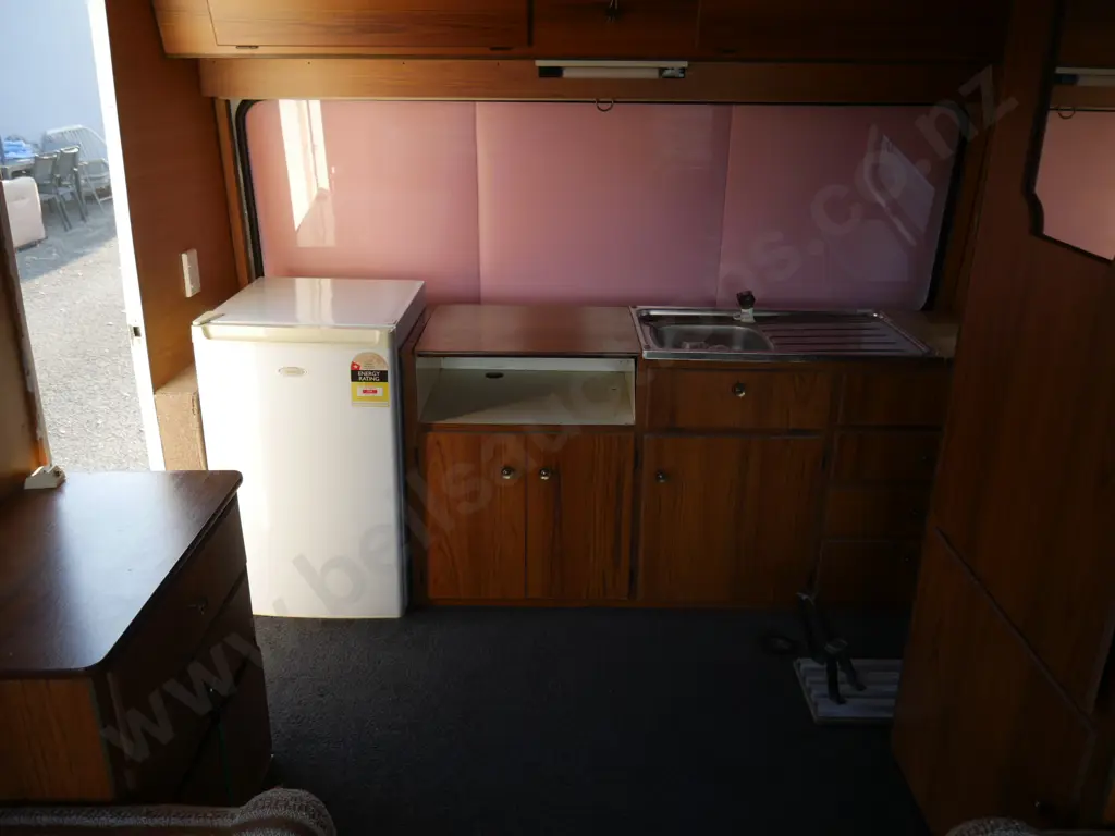 Zephyr Caravan 1985 with awning -( been parked under cover) Image 1++