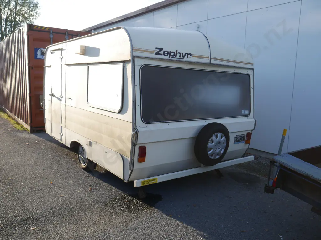 Zephyr Caravan 1985 with awning -( been parked under cover) Image 1++
