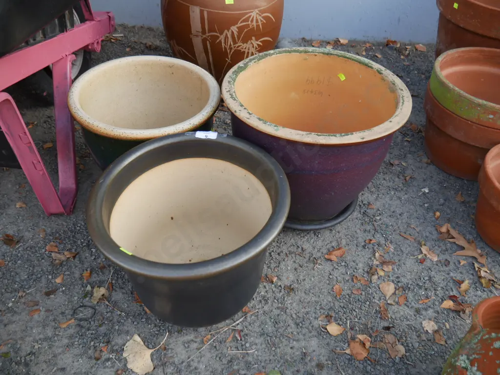 3 plant pots Image 1++