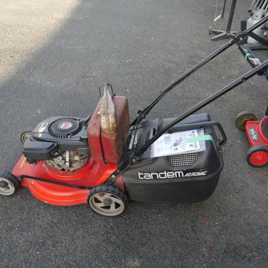 Tandem petrol lawnmower