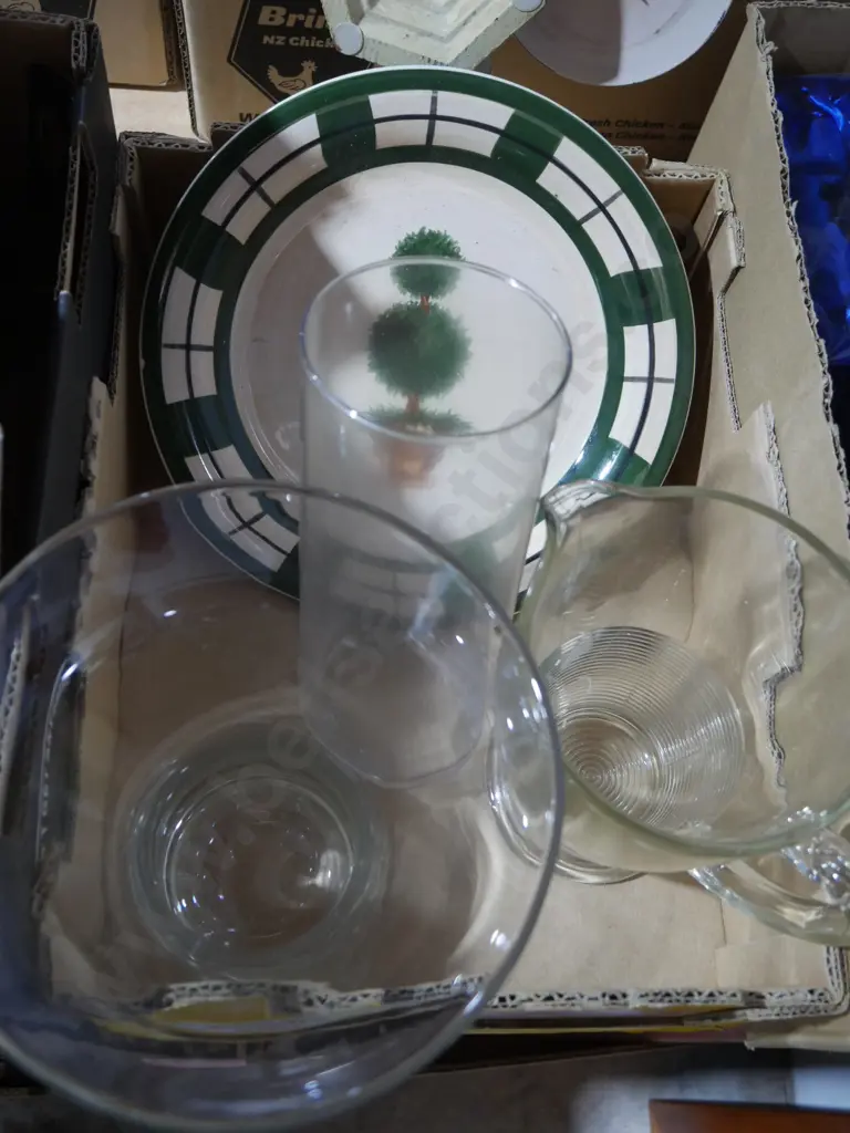 Glass vases etc Image 1++