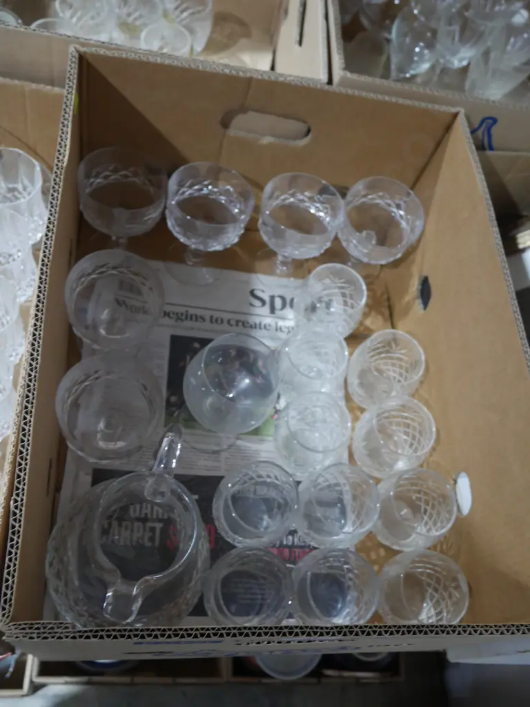 Crystal glasses, jug Image 1++