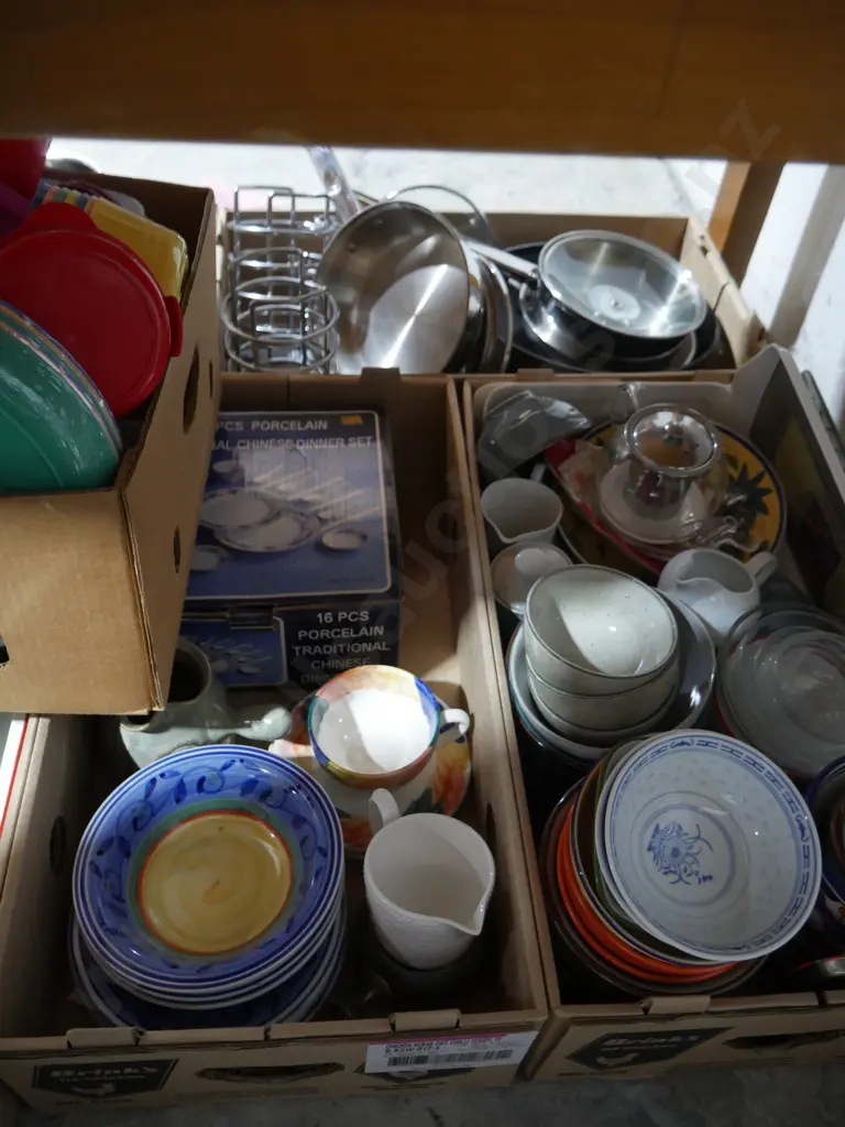5 boxes of kitchenware Image 1++