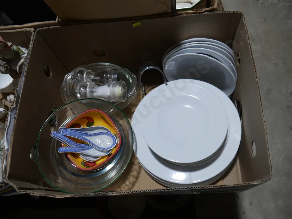 White dinnerware, glass bowls etc Image 1++