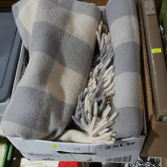 Woolen blankets