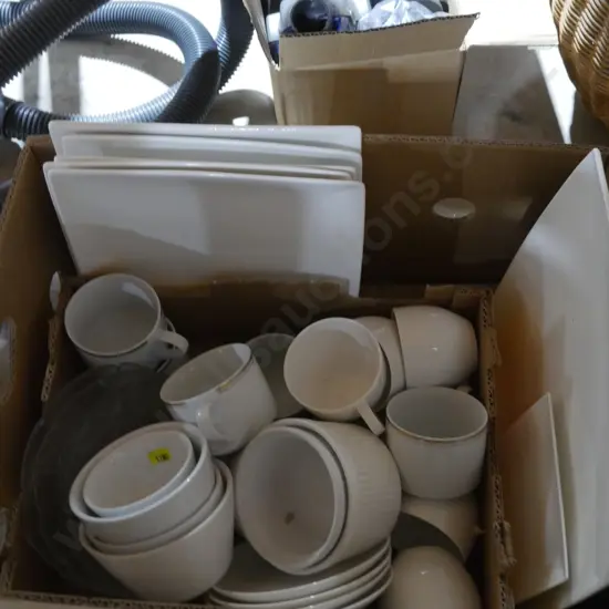 White dinnerware
