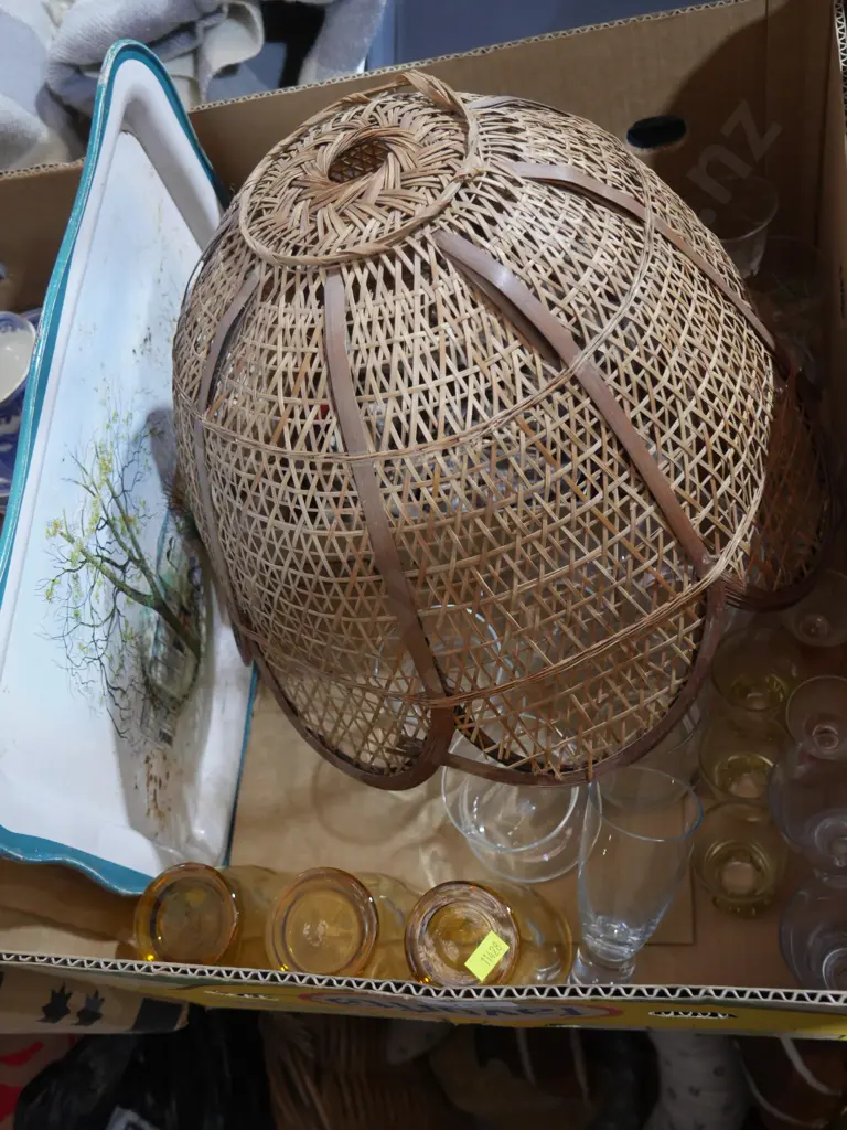 Wicker light shade, glassware, cutlery Image 1++