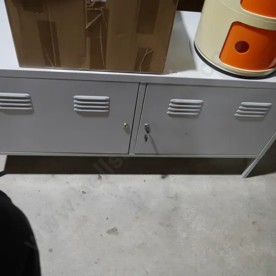 Locker sideboard unit