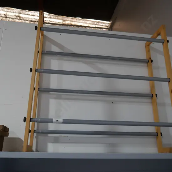Shoe rack