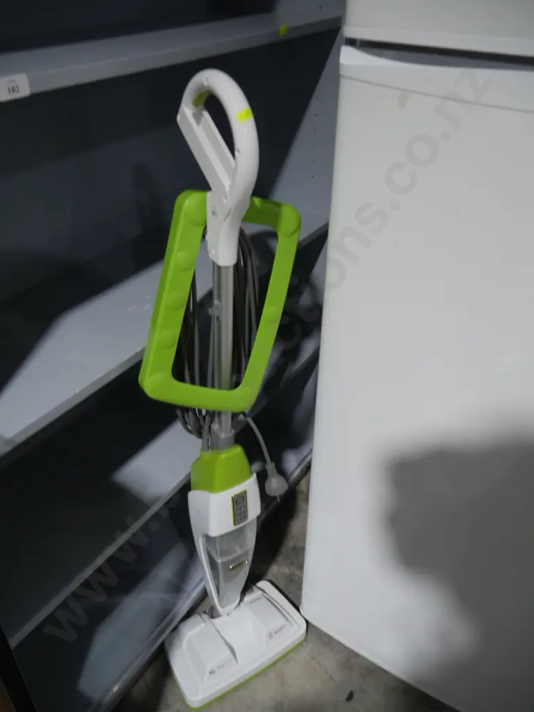 Steam mop Image 1++