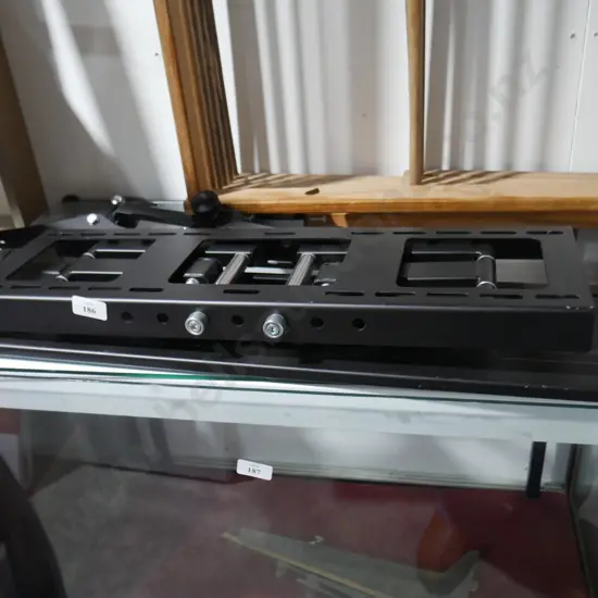 TV wall bracket