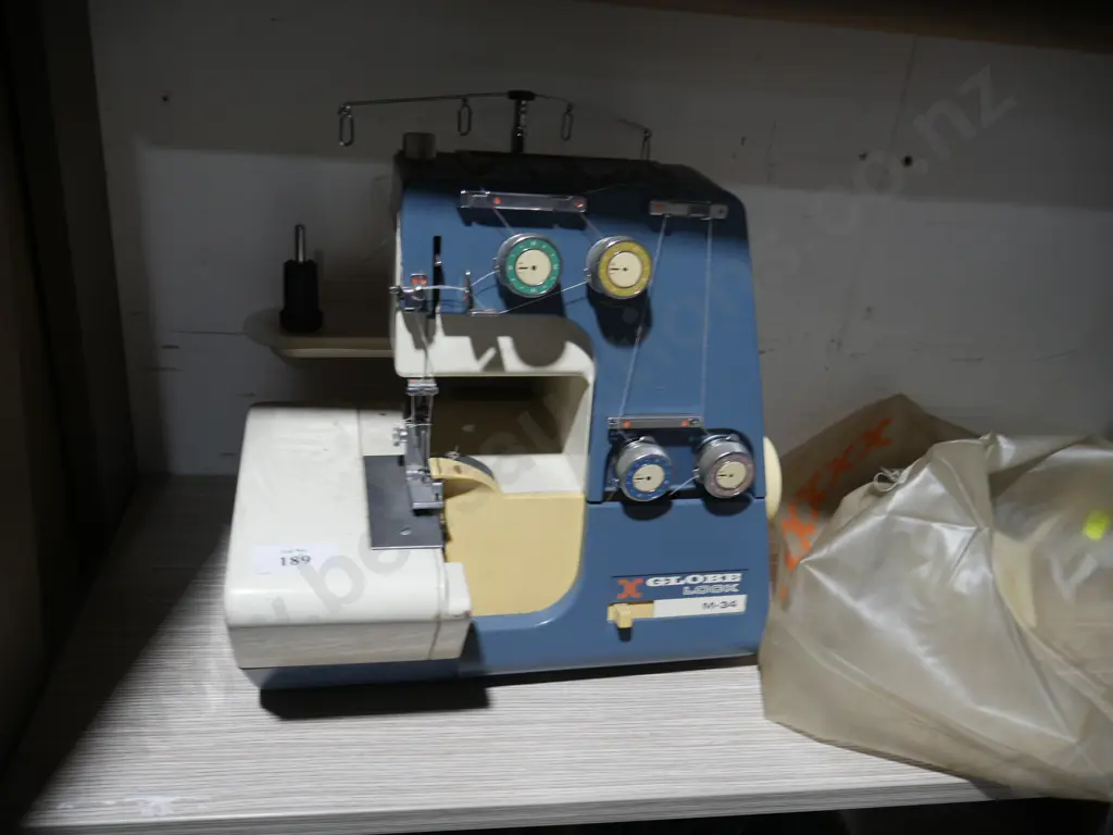 Globe overlocker Image 1++