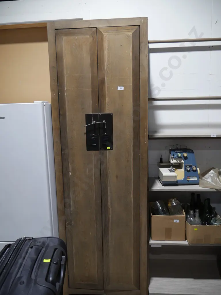 Storage cupboard Image 1++