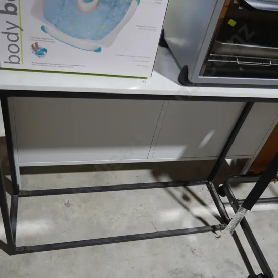 Hall table
