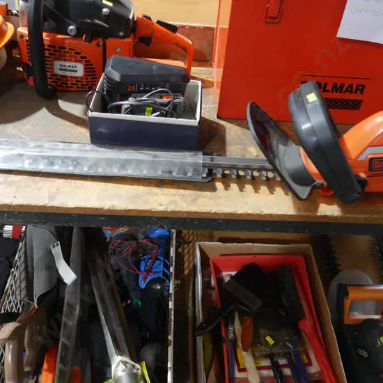 Black and Decker battery hedge trimmer