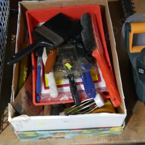 Painting sundries
