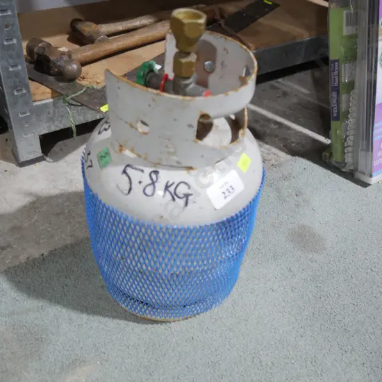 Gas bottle