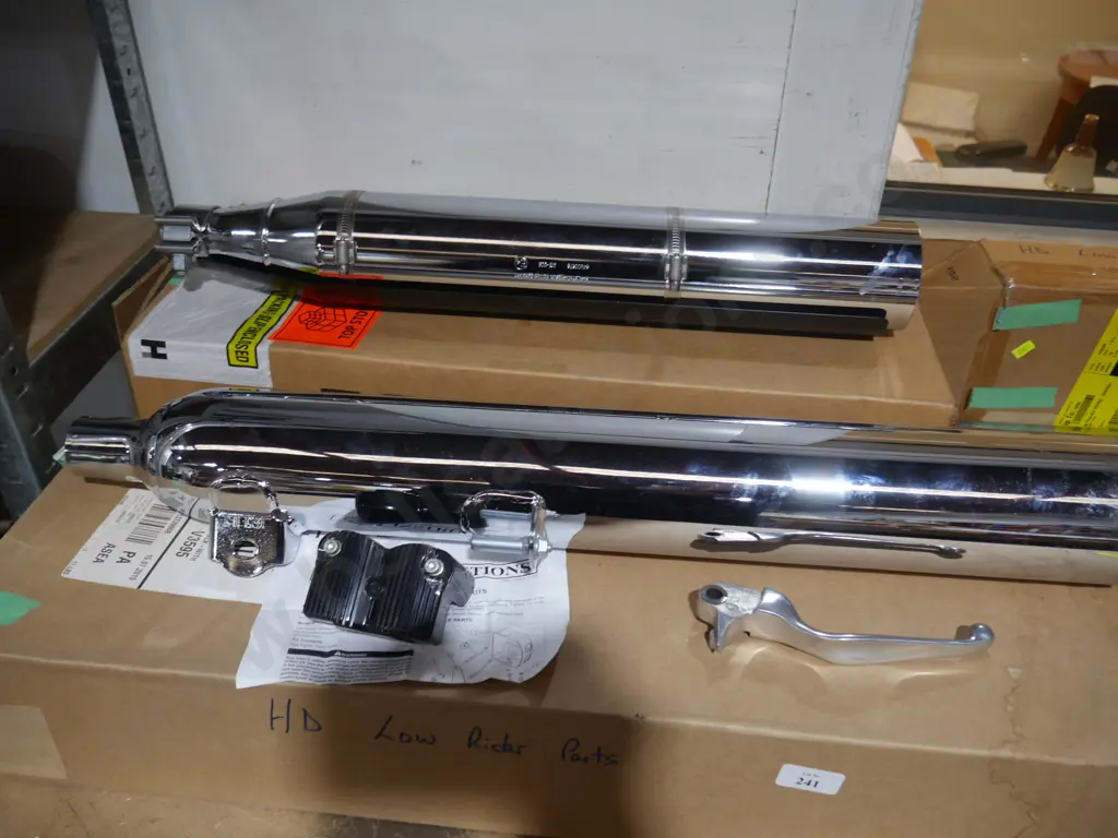 Assorted new Harley Davidson motorcycle parts Image 1++