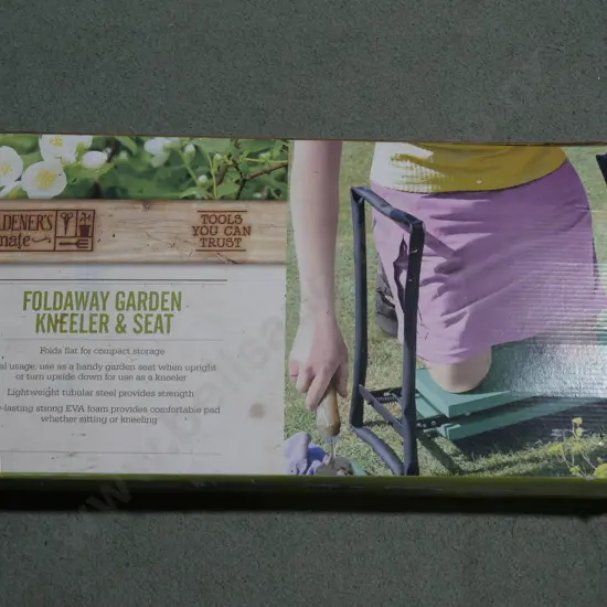 Garden kneeler/stool