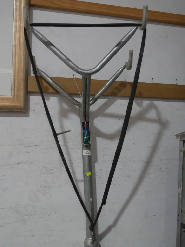 Dual bike carrier Image 1++