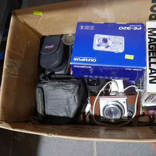 Assorted cameras etc