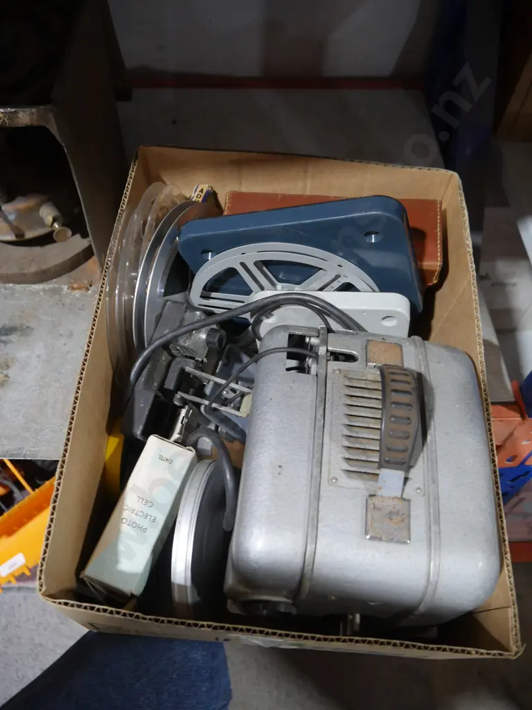 Projector etc Image 1++