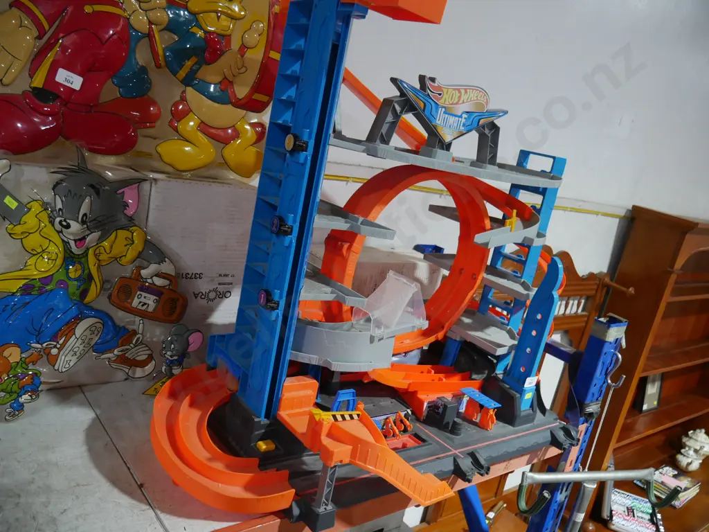 Hot wheels track Image 1++