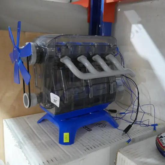 Toy model engine