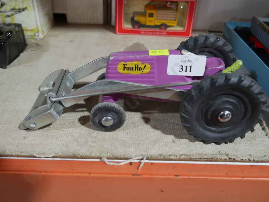 Funho tractor Image 1++