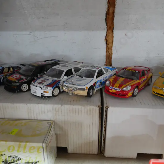 6 model cars
