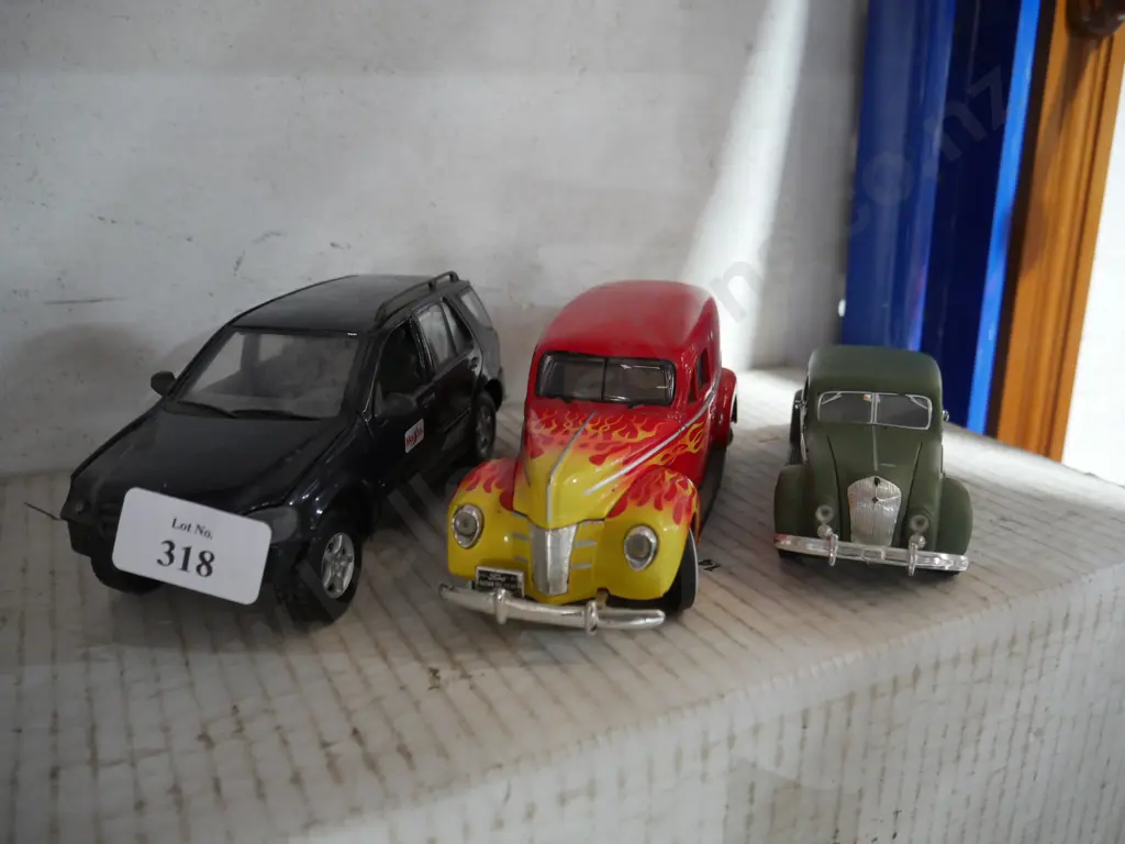 3 model cars Image 1++