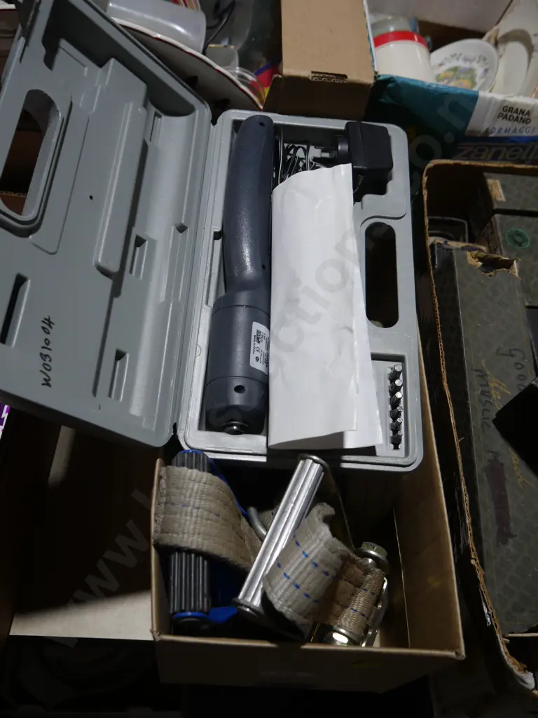 Electric screwdriver, ratchet straps Image 1++