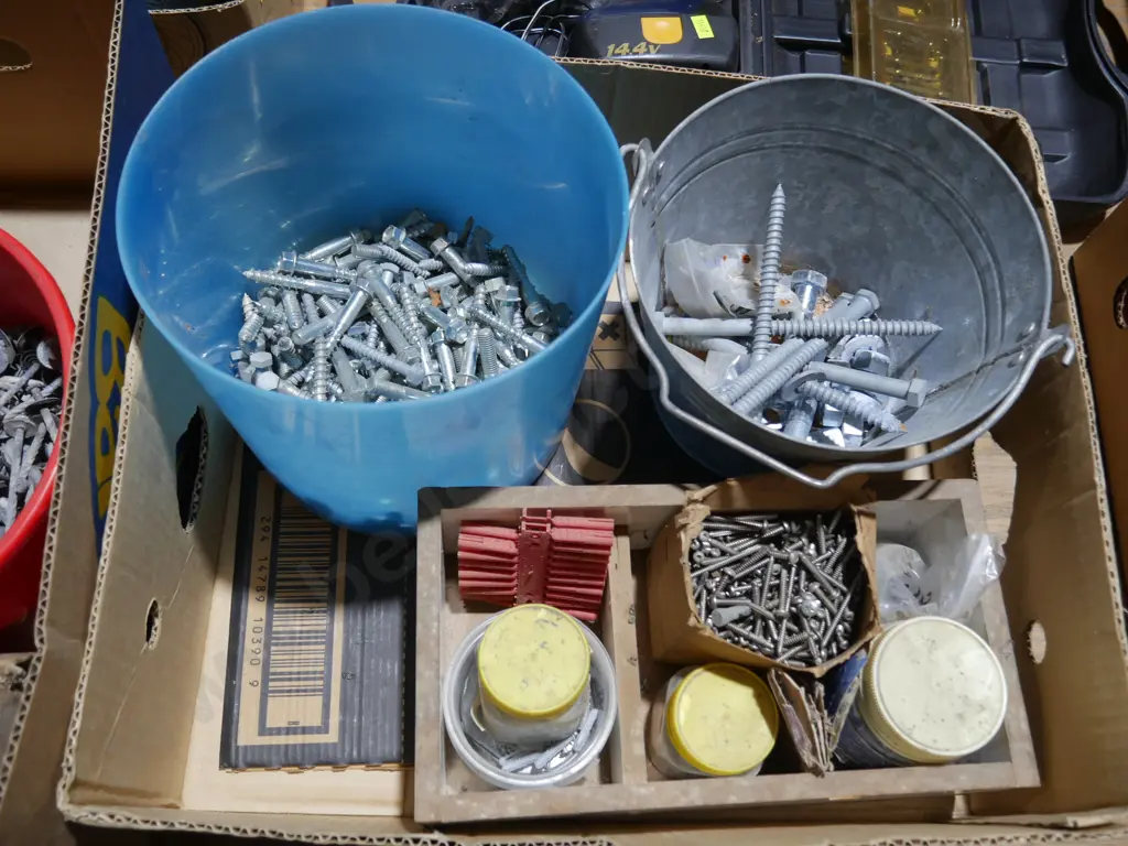 Bolts, screws etc Image 1++