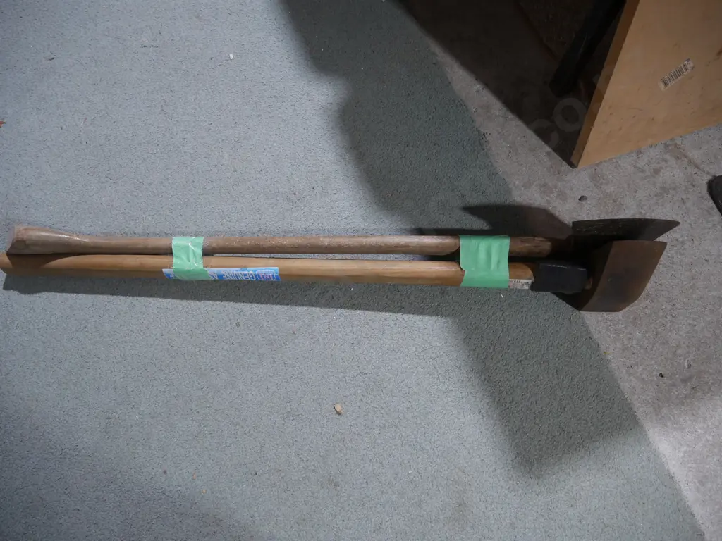 Axe and log splitter Image 1++