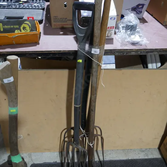 Assorted garden tools