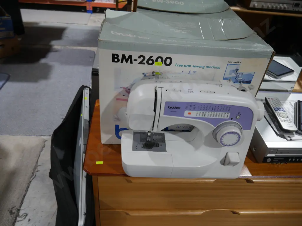Brother sewing machine Image 1++