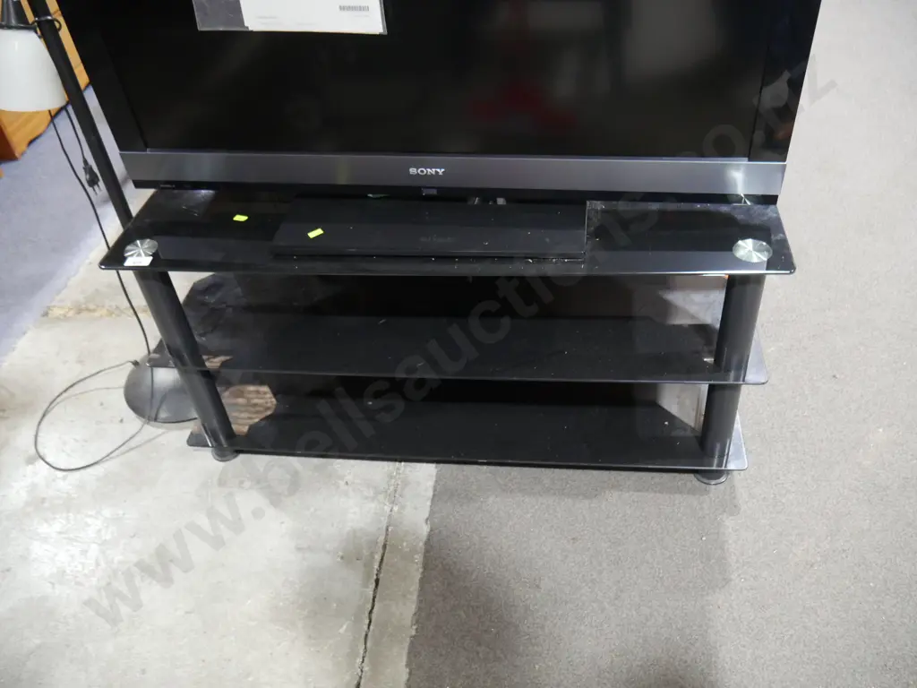 3-tier glass TV stand Image 1++