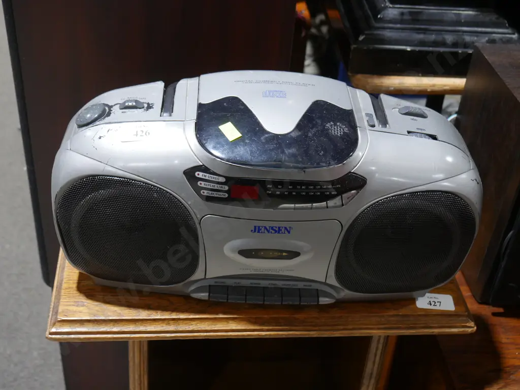 Jensen stereo Image 1++