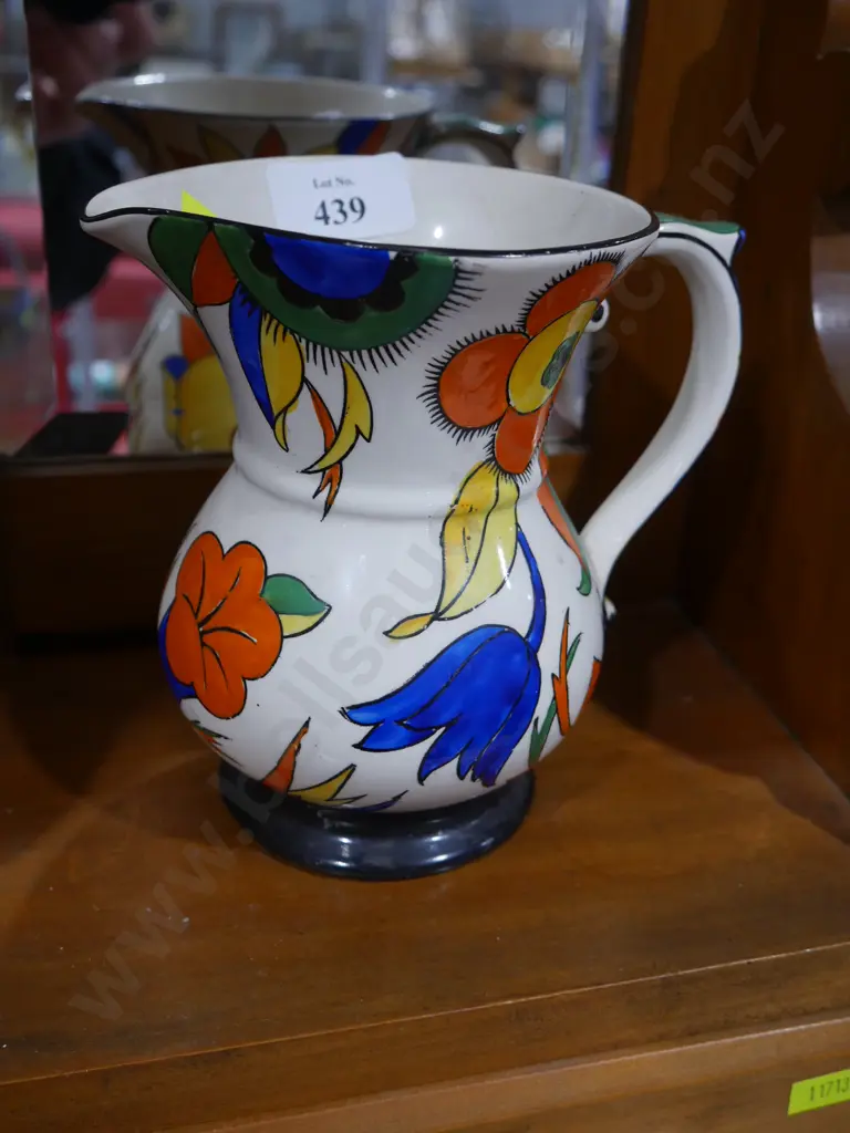 Jug Image 1++