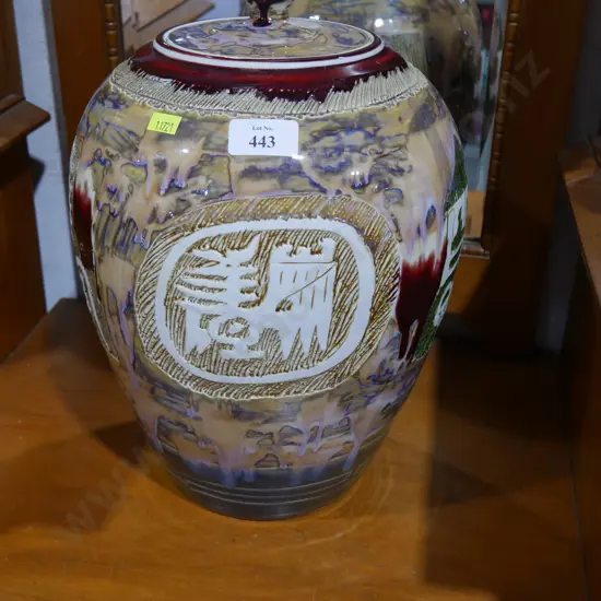 Oriental container