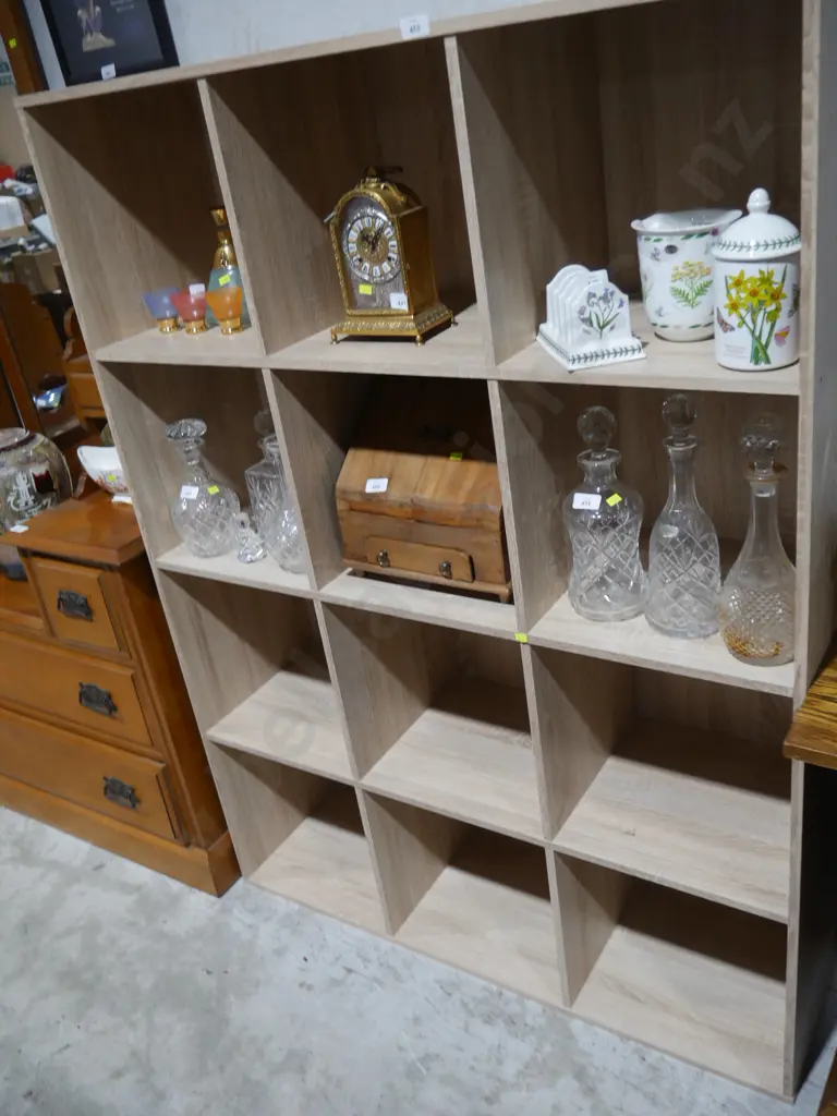 Pigeon hole bookcase cabinet Image 1++