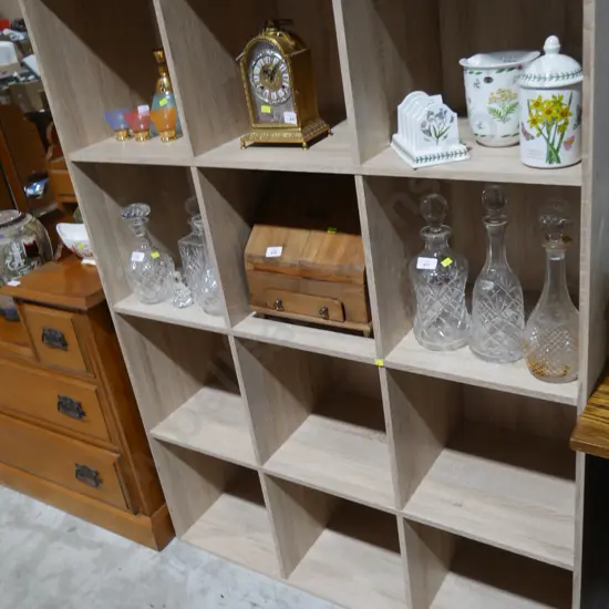 Pigeon hole bookcase cabinet
