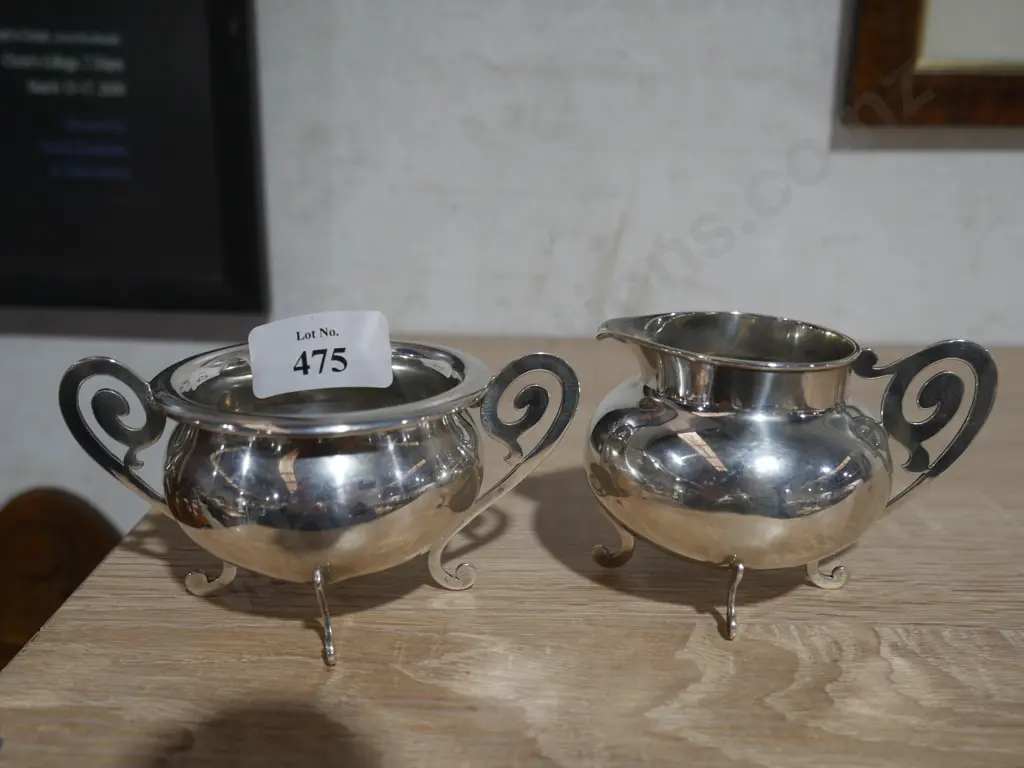 Stirling silver jug etc - 175g Image 1++
