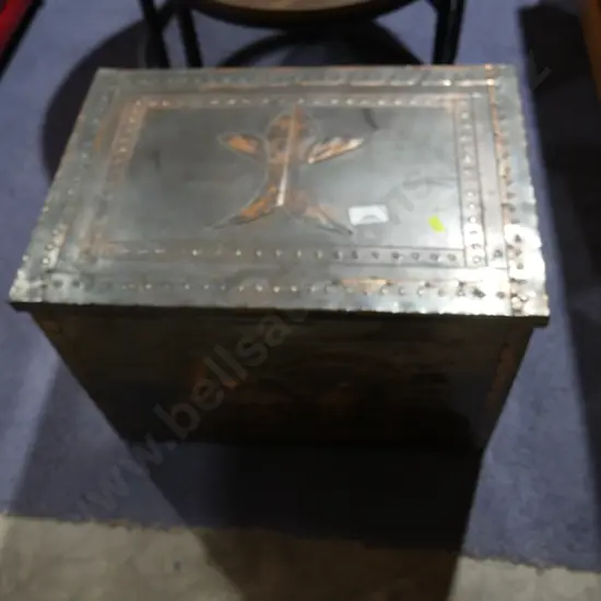 Copper log box