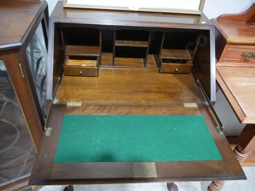 Dropfront desk Image 1++