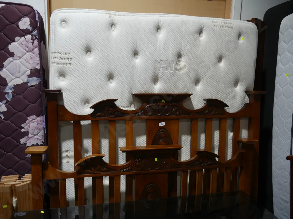 Queen slat  bed Image 1++