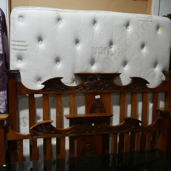 Queen slat  bed