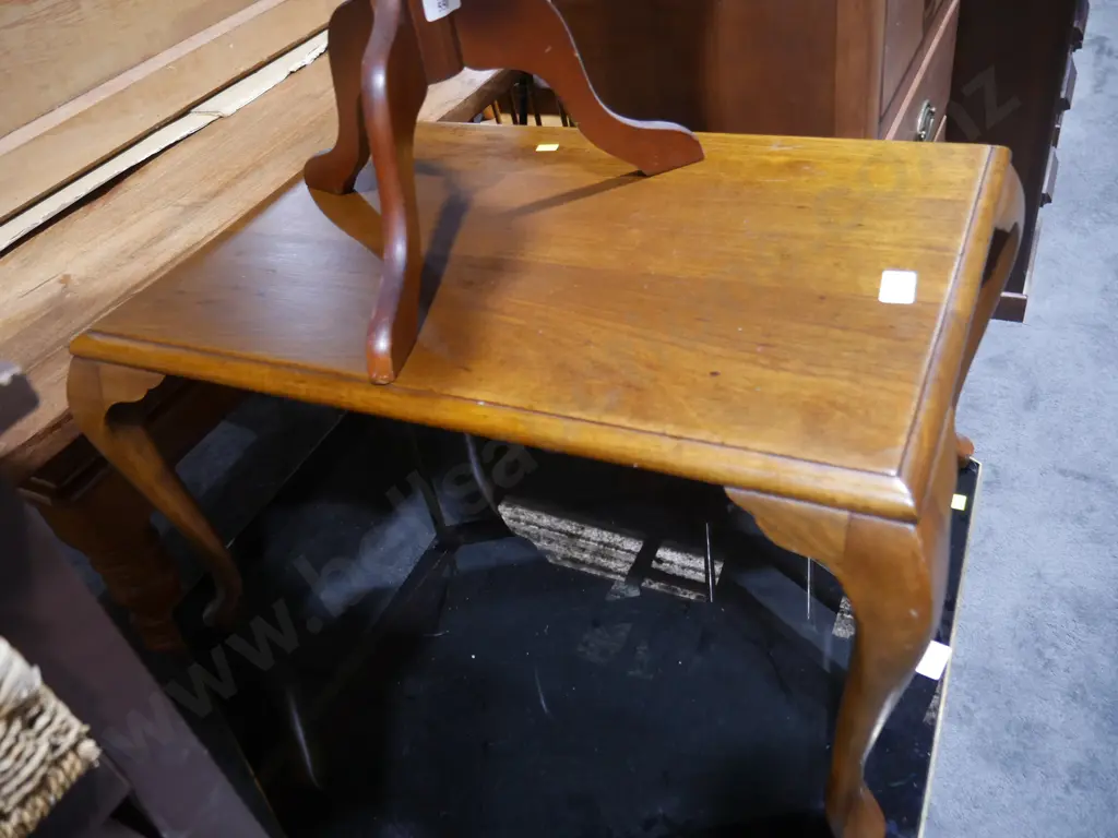 Coffee table Image 1++